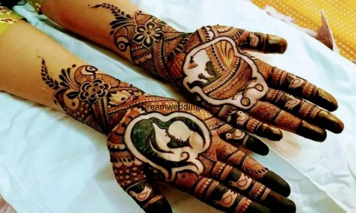 Durgesh mehndi art